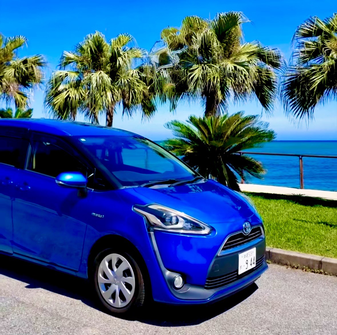 タートルレンタカー那覇空港店車